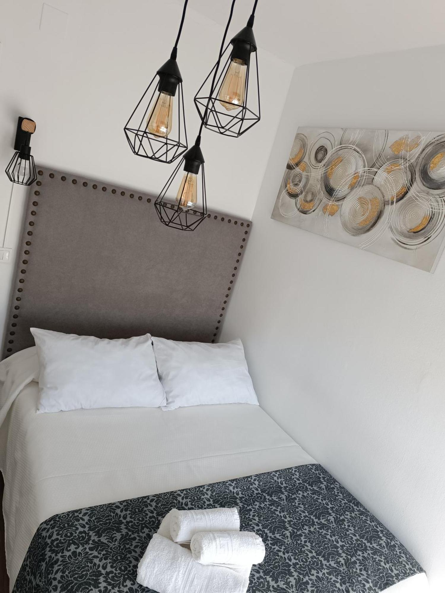 Hostal Casa Blanca Seville Luaran gambar