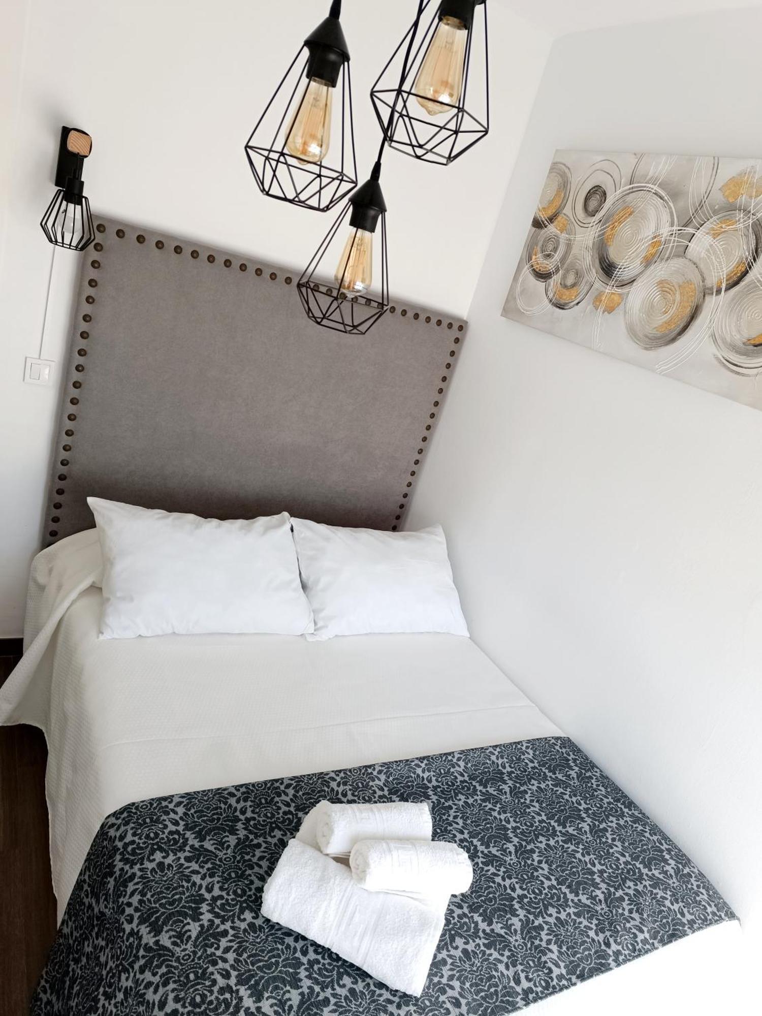 Hostal Casa Blanca Seville Luaran gambar
