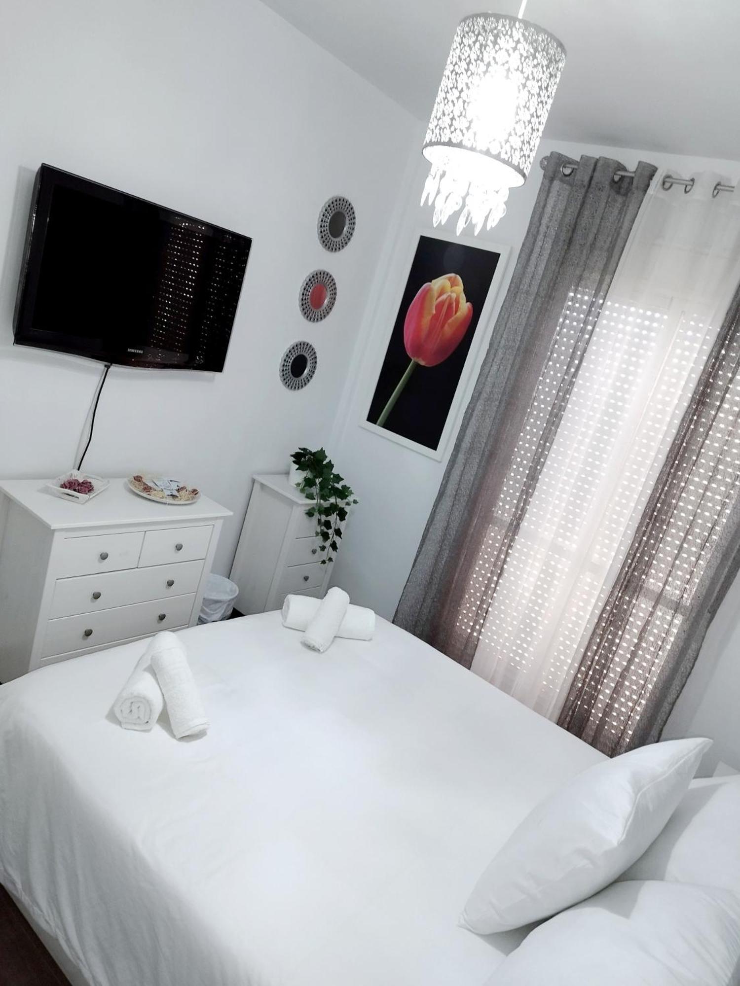 Hostal Casa Blanca Seville Luaran gambar
