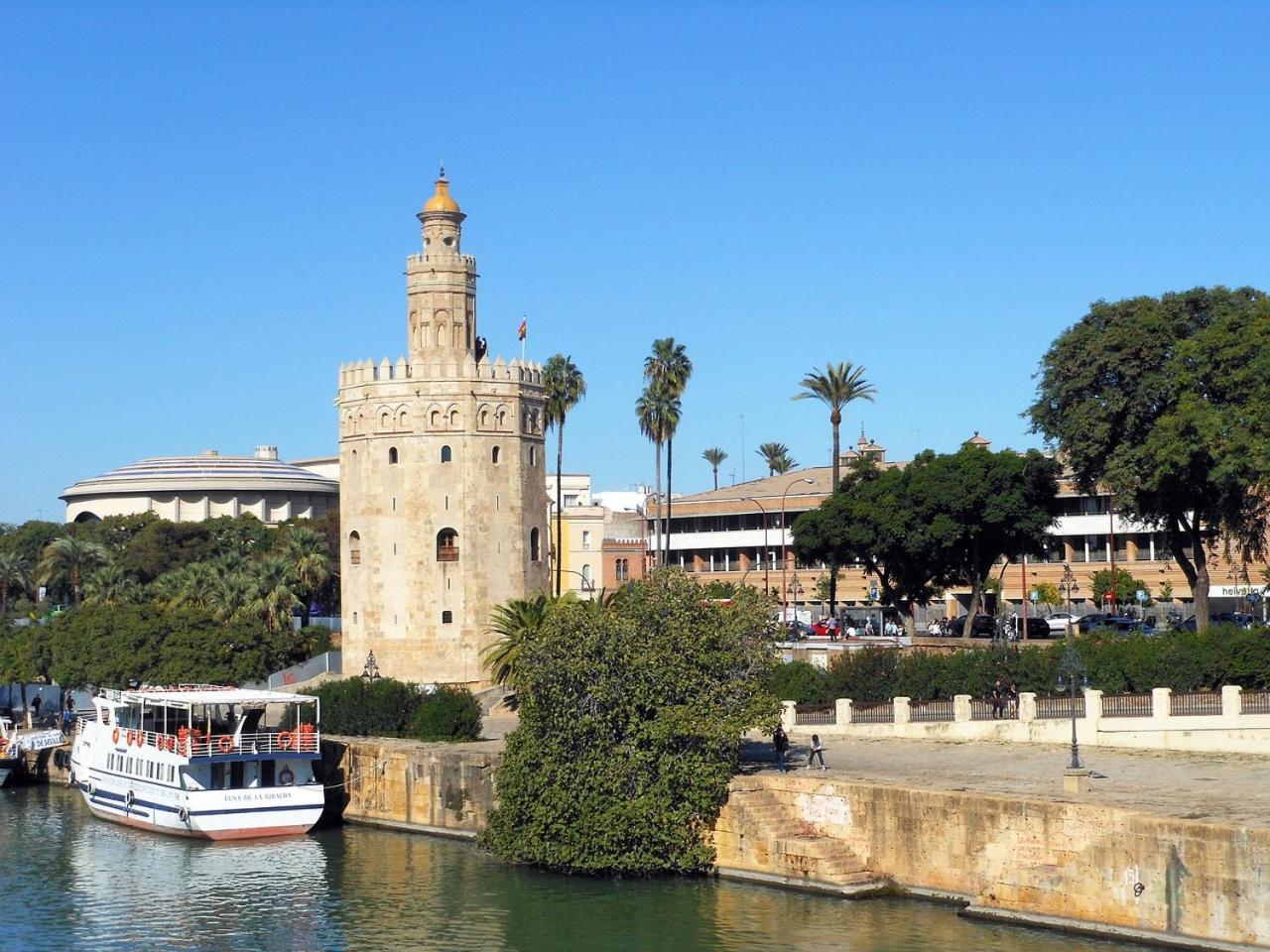 Hostal Casa Blanca Seville Luaran gambar