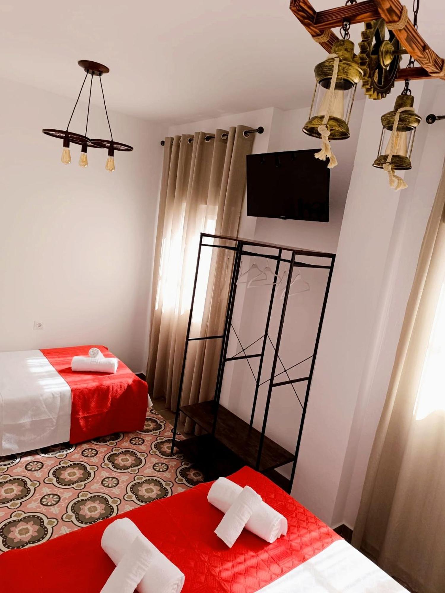 Hostal Casa Blanca Seville Luaran gambar