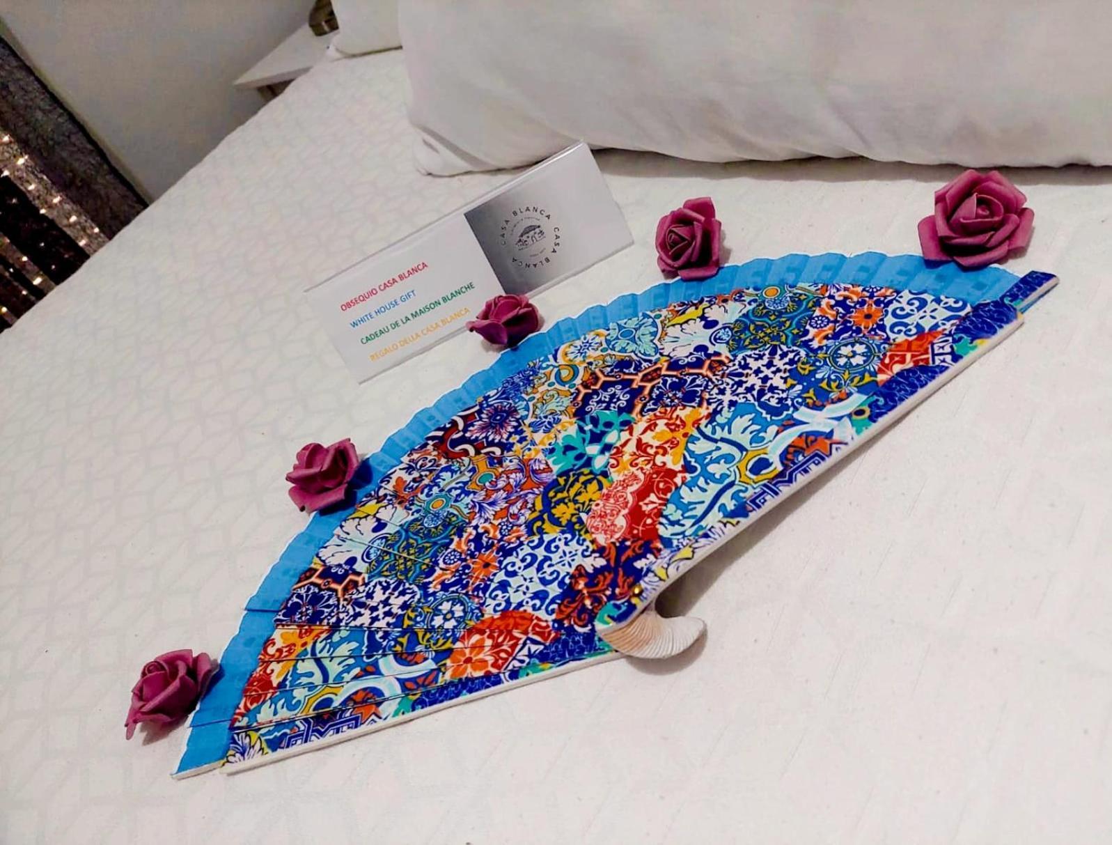 Hostal Casa Blanca Seville Luaran gambar